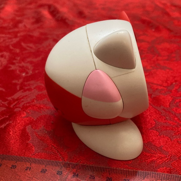 Hello Kitty iHome Rechargable Bluetooth Speaker with charging cable. - Picture 6 of 10